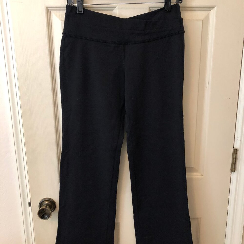 Lululemon Women's Size 8 Black Mini-Flared Pants, Excellent Preowned Condition